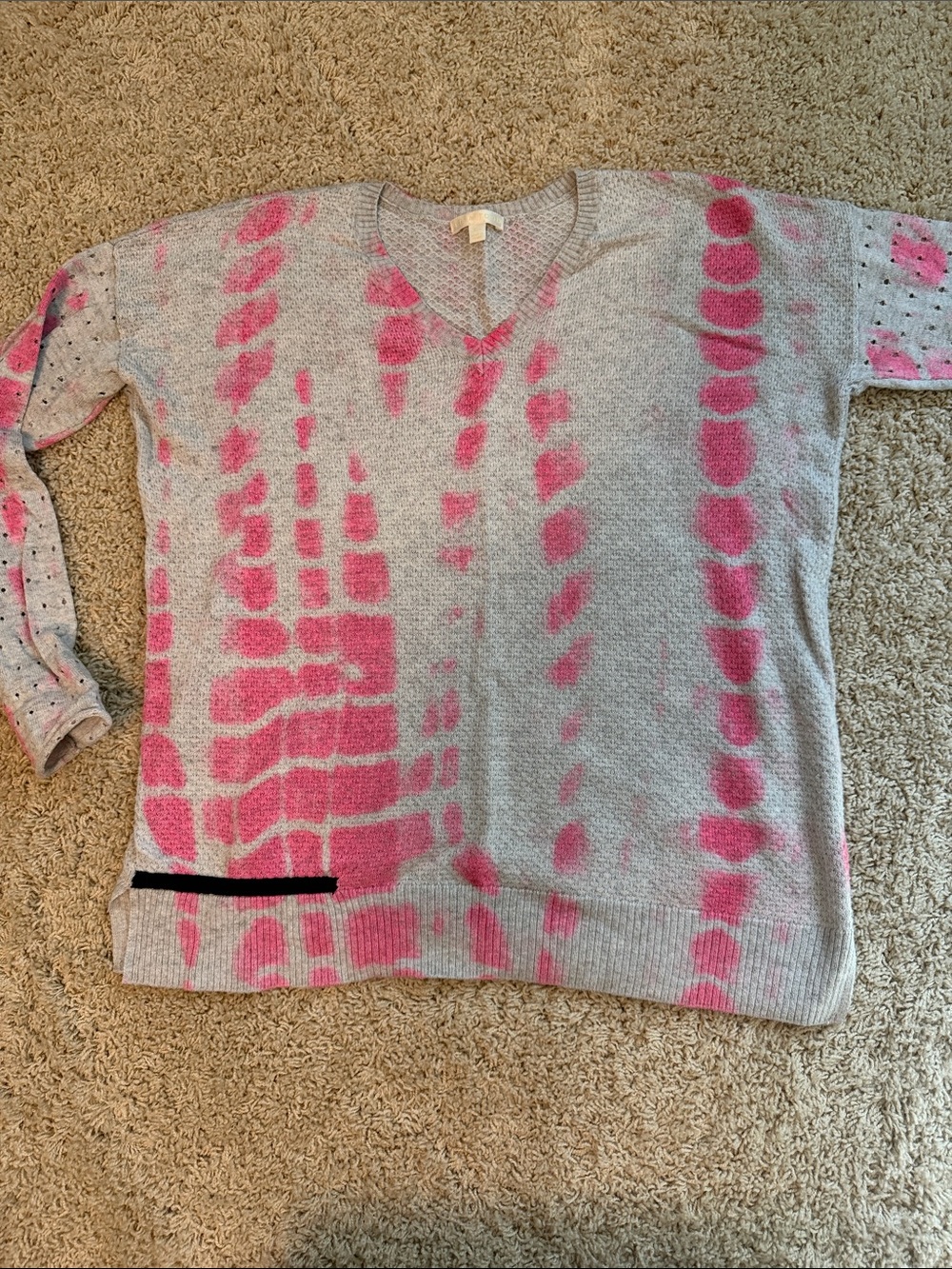 LISA TODDL Gray V-Neck Sweater with Pink Tie-Dye Pattern XS
